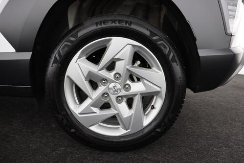 HYUNDAI Kona 1.0T-GDI MPV DCT + CARPLAY + GPS + CAMERA + PDC + CRUISE (ACC) + ALU 