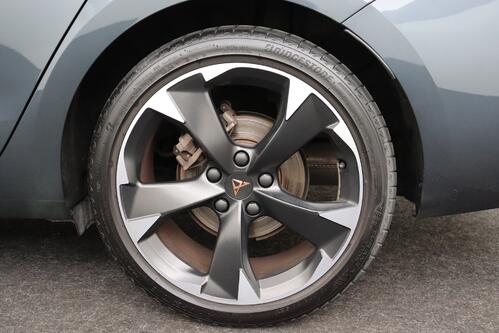 CUPRA Leon SPORTSTOURER 1.5 MHEV DSG + CARPLAY + CAMERA + PDC + CRUISE(ACC) + ALU 