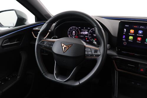 CUPRA Leon SPORTS TOURER 1.5 HEV + A/T + CARPLAY + CAMERA + PDC + CRUISE + ALU 18