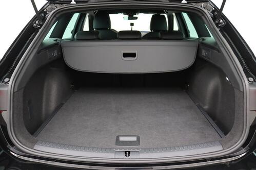 CUPRA Leon SPORTS TOURER 1.5 HEV + A/T + CARPLAY + CAMERA + PDC + CRUISE + ALU 18