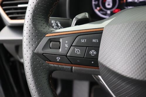 CUPRA Leon SPORTS TOURER 1.5 HEV + A/T + CARPLAY + CAMERA + PDC + CRUISE + ALU 18