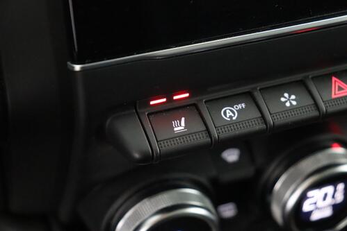 RENAULT Captur INTENS 1.3Tce EDC + A/T + GPS + CARPLAY + HALF/LEDER + CAMERA + OPEN DAK + PDC + CRUISE + ALU 17