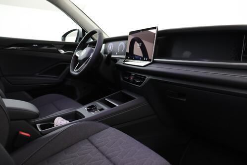 VOLKSWAGEN Tayron  LIFE 30Y 1.5 e-TSI DSG MHEV + 7PL. + CARPLAY + CAMERA + PDC + CRUISE (ACC) + ALU + TREKHAAK 