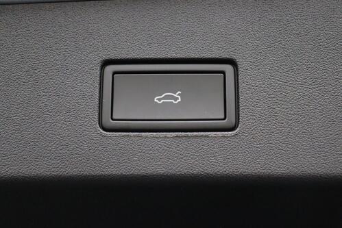 VOLKSWAGEN Tayron  LIFE 30Y 1.5 e-TSI DSG MHEV + 7PL. + CARPLAY + CAMERA + PDC + CRUISE (ACC) + ALU + TREKHAAK 