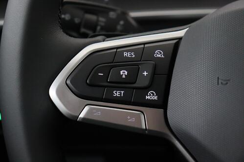 VOLKSWAGEN Tayron  LIFE 30Y 1.5 e-TSI DSG MHEV + 7PL. + CARPLAY + CAMERA + PDC + CRUISE (ACC) + ALU + TREKHAAK 