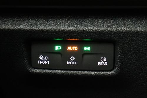 VOLKSWAGEN Tayron  LIFE 30Y 1.5 e-TSI DSG MHEV + 7PL. + CARPLAY + CAMERA + PDC + CRUISE (ACC) + ALU + TREKHAAK 