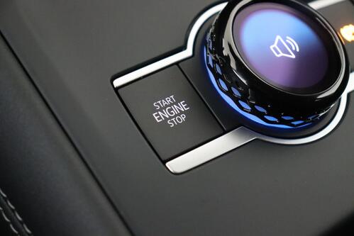 VOLKSWAGEN Tayron  LIFE 30Y 1.5 e-TSI DSG MHEV + 7PL. + CARPLAY + CAMERA + PDC + CRUISE (ACC) + ALU + TREKHAAK 