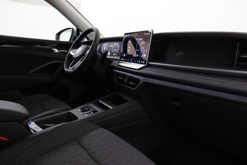 VOLKSWAGEN Tayron LIFE  30Y 1.5 e-TSI DSG MHEV  + 7PL. + CARPLAY + CAMERA + PDC + CRUISE (ACC) + ALU 