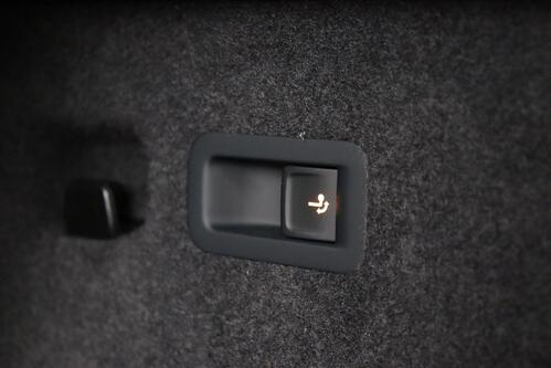 VOLKSWAGEN Tayron LIFE  30Y 1.5 e-TSI DSG MHEV  + 7PL. + CARPLAY + CAMERA + PDC + CRUISE (ACC) + ALU 