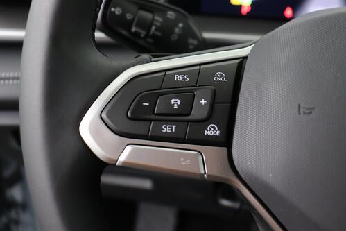 VOLKSWAGEN Tayron LIFE  30Y 1.5 e-TSI DSG MHEV  + 7PL. + CARPLAY + CAMERA + PDC + CRUISE (ACC) + ALU 