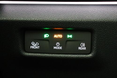 VOLKSWAGEN Tayron LIFE 30Y 1.5 e-TSI DSG MHEV + 7PL. + CARPLAY + CAMERA + PDC + CRUISE (ACC) + ALU 