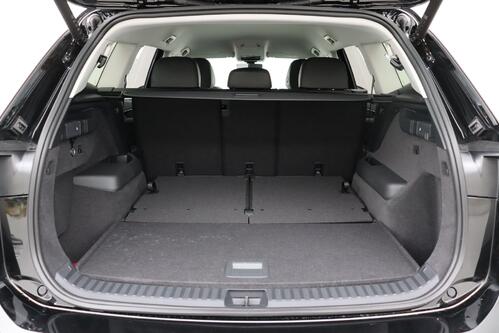 VOLKSWAGEN Tayron LIFE 30Y 1.5 e-TSI DSG MHEV + 7PL. + CARPLAY + CAMERA + PDC + CRUISE (ACC) + ALU 