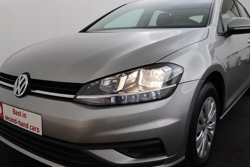 VOLKSWAGEN Golf VII 1.0 i + AIRCO 
