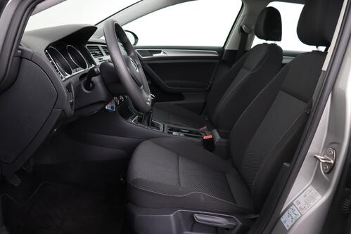 VOLKSWAGEN Golf VII 1.0 i + AIRCO 