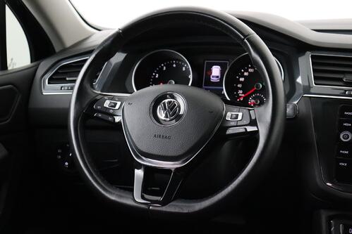 VOLKSWAGEN Tiguan ALLSPACE 2.0 TSI + CARPLAY + CAMERA + LEDER + ALU 17