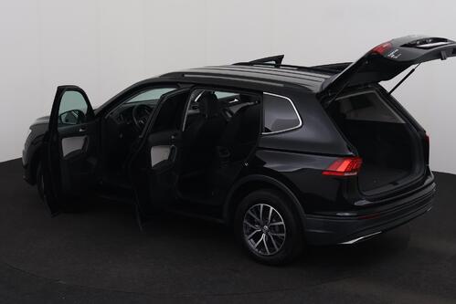 VOLKSWAGEN Tiguan ALLSPACE 2.0 TSI + CARPLAY + CAMERA + LEDER + ALU 17