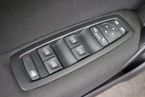 RENAULT Megane GRANDTOUR ZEN 1.5DCI  + CARPLAY + GPS + PDC + CRUISE 