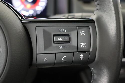 NISSAN X-Trail  e-POWER N-CONNECTA 4WD LOUNGE PACK + 7PL + CARPLAY + GPS + CAMERA + PDC + CRUISE +  PANO + ALU 