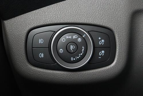 FORD Tourneo Connect 1.5 TDCi + 7PL. + GPS + CAMERA + PDC + CRUISE + ALU + PANO DAK + TREKHAAK 