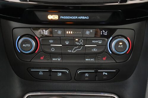 FORD Tourneo Connect 1.5 TDCi + 7PL. + GPS + CAMERA + PDC + CRUISE + ALU + PANO DAK + TREKHAAK 