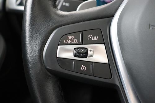 BMW X4 X-DRIVE 20iA 184PK  + GPS + LEDER + CARPLAY + CAMERA + PDC + CRUISE + PANO DAK + ALU 20