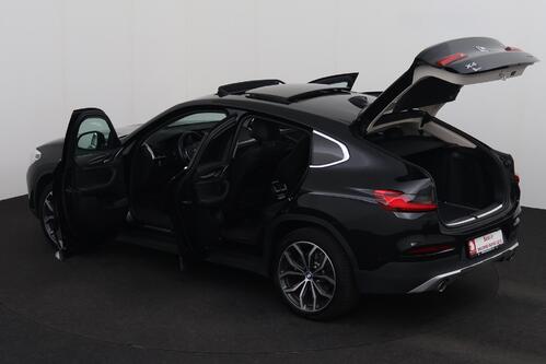 BMW X4 X-DRIVE 20iA 184PK  + GPS + LEDER + CARPLAY + CAMERA + PDC + CRUISE + PANO DAK + ALU 20