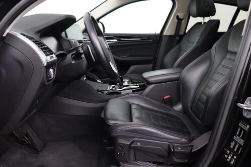 BMW X4 X-DRIVE 20iA 184PK  + GPS + LEDER + CARPLAY + CAMERA + PDC + CRUISE + PANO DAK + ALU 20