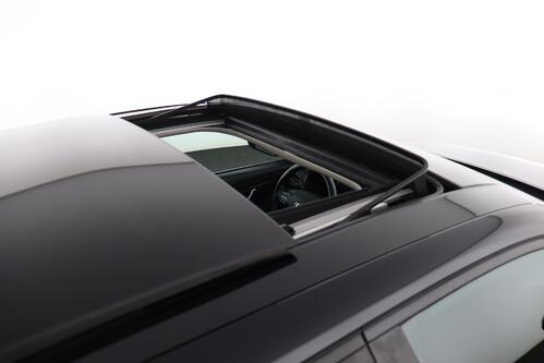 HYUNDAI i30 FASTBACK 1.5 T-GDI + GPS + CARPLAY + CAMERA + PDC + CRUISE + OPEN DAK + ALU 17