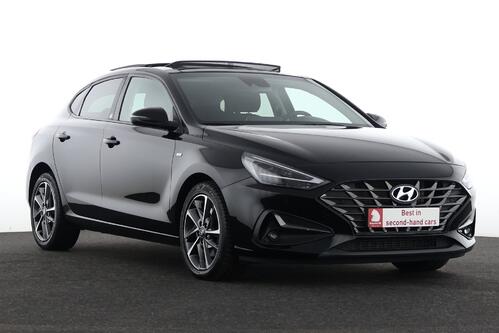 HYUNDAI i30 FASTBACK 1.5 T-GDI + GPS + CARPLAY + CAMERA + PDC + CRUISE + OPEN DAK + ALU 17