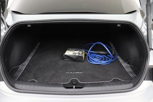 HYUNDAI IONIQ 6 FIRST EDITION 77.4 kWh  + A/T + GPS + CARPLAY + CAMERA + PDC + CRUISE (ACC) + ALU 20