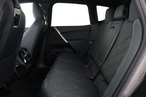 BMW iX XDRIVE 40 76.6 kWh + A/T + GPS + LEDER + CAMERA + PDC + CRUISE + ALU 