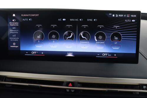 BMW iX XDRIVE 40 76.6 kWh + A/T + GPS + LEDER + CAMERA + PDC + CRUISE + ALU 