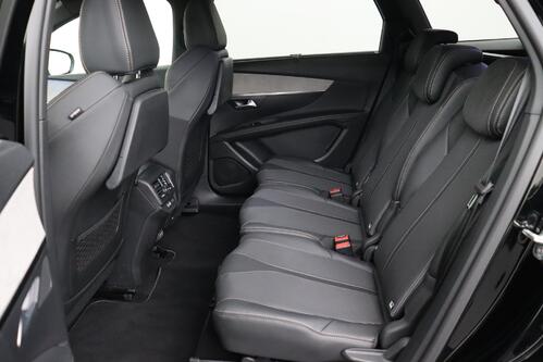 PEUGEOT 5008 GT + 7PL. + CARPLAY + GPS + CAMERA + PDC + CRUISE (ACC) + ALU 