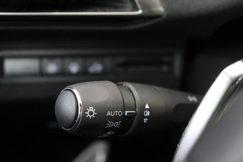 PEUGEOT 5008 GT + 7PL. + CARPLAY + GPS + CAMERA + PDC + CRUISE (ACC) + ALU 