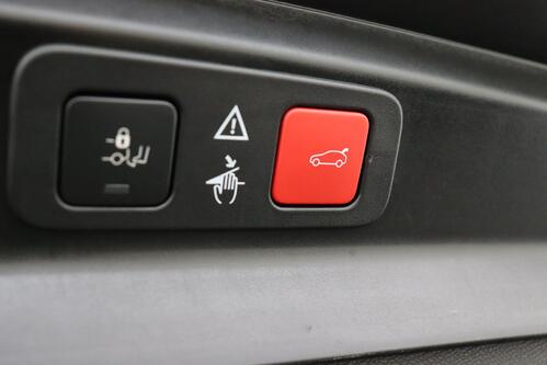 PEUGEOT 5008 GT + 7PL. + CARPLAY + GPS + CAMERA + PDC + CRUISE (ACC) + ALU 