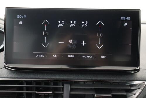 PEUGEOT 5008 1.2 i GT + 7PL. + CARPLAY + GPS + CAMERA + PDC + CRUISE (ACC) + HALF-LEDER + ALU 18