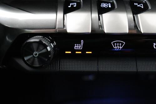 PEUGEOT 5008 GT  + 7PL. + CARPLAY + GPS + CAMERA + PDC + CRUISE + ALU 