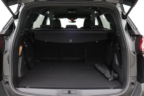 PEUGEOT 5008 GT-LINE 1.2 PURETECH EAT8 + A/T + 7PL. + GPS + CARPLAY + CAMERA + PDC + CRUISE(ACC) + ALU 18