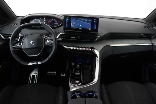 PEUGEOT 5008 GT-LINE 1.2 PURETECH EAT8 + A/T + 7PL. + GPS + CARPLAY + CAMERA + PDC + CRUISE(ACC) + ALU 18