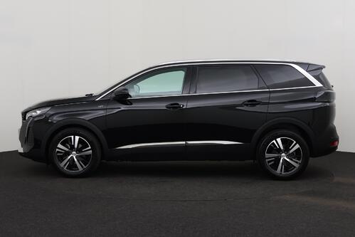 PEUGEOT 5008 GT + 7 PL. + CARPLAY + GPS + CAMERA + PDC + CRUISE + ALU 18
