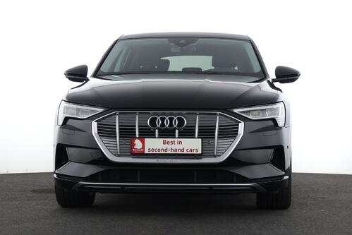 AUDI e-tron QUATTRO 55 ADVANCE 86 kWh + A/T + GPS + LEDER + CAMERA + PDC + CRUISE + ALU 