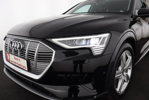 AUDI e-tron QUATTRO 55 ADVANCE 86 kWh + A/T + GPS + LEDER + CAMERA + PDC + CRUISE + ALU 