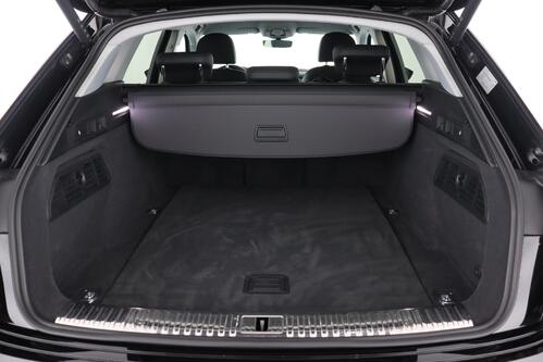 AUDI e-tron QUATTRO 55 ADVANCE 86 kWh + A/T + GPS + LEDER + CAMERA + PDC + CRUISE + ALU 