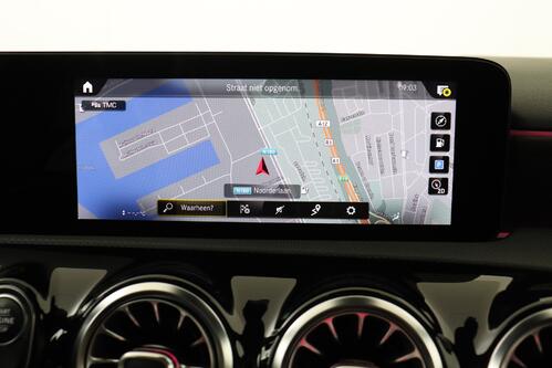 MERCEDES-BENZ A  250 e iA AMG- LINE  + GPS + LEDER/ALCANTARA + CAMERA + PDC + CRUISE + ALU 