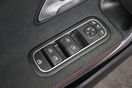 MERCEDES-BENZ A  250 e iA AMG- LINE  + GPS + LEDER/ALCANTARA + CAMERA + PDC + CRUISE + ALU 