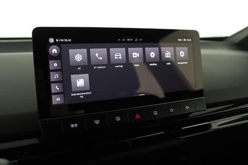 MG MG4 COMFORT 51 kWh + A/T + CARPLAY + PDC
