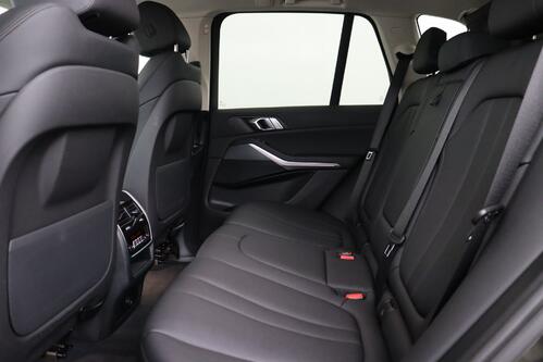 BMW X5 30D XDRIVE + CARPLAY + GPS + CAMERA + PDC + CRUISE (ACC) + LEDER + ALU 