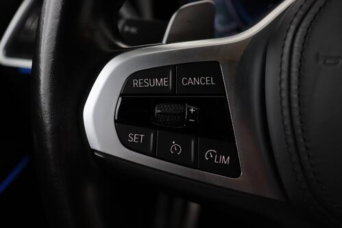 BMW 330 e iA TOURING + GPS + CARPLAY + LEDER/ALCANTARA + PDC + CRUISE + ALU 18