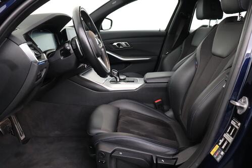BMW 330 e iA TOURING + GPS + CARPLAY + LEDER/ALCANTARA + PDC + CRUISE + ALU 18