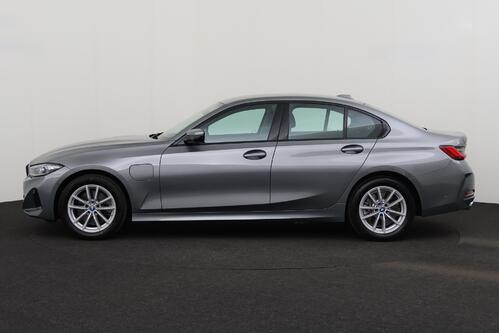 BMW 330  e iA xDrive  PHEV + GPS + CARPLAY + CAMERA + PDC + CRUISE + ALU 